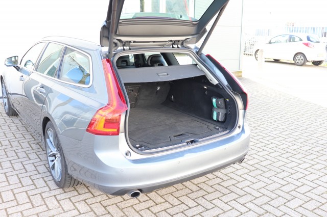 VOLVO V90 2.0 T5 MOMENTUM/LEER/NAVI/STOELVERW./DEALERONDERH./19, Carmix, OSS