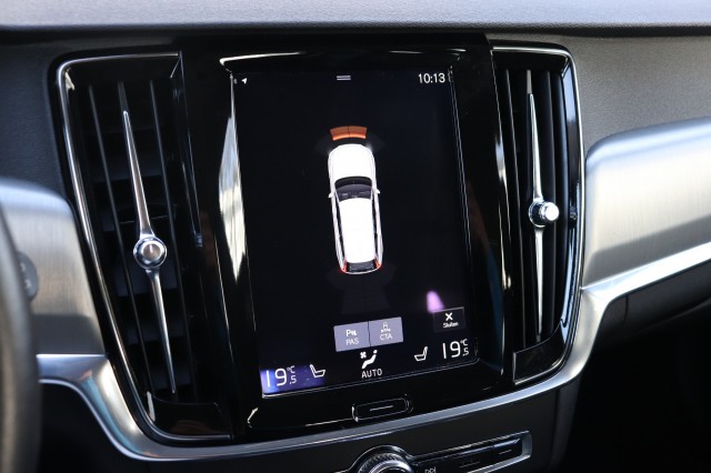 VOLVO V90 2.0 T5 MOMENTUM/LEER/NAVI/STOELVERW./DEALERONDERH./19, Carmix, OSS