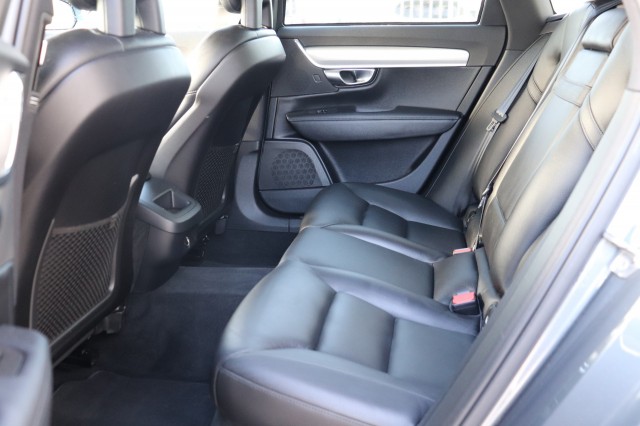 VOLVO V90 2.0 T5 MOMENTUM/LEER/NAVI/STOELVERW./DEALERONDERH./19, Carmix, OSS