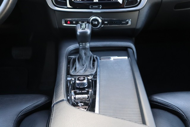 VOLVO V90 2.0 T5 MOMENTUM/LEER/NAVI/STOELVERW./DEALERONDERH./19, Carmix, OSS