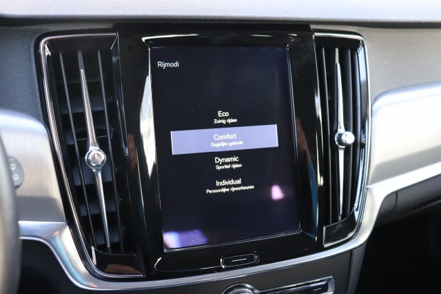 VOLVO V90 2.0 T5 MOMENTUM/LEER/NAVI/STOELVERW./DEALERONDERH./19, Carmix, OSS