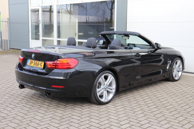 BMW 4-SERIE 435I HIGH EXEC./CAMERA/NEKVERW./HEAD-UP/DEALERONDERH., Carmix, OSS