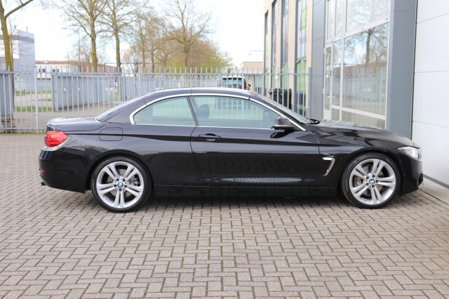 BMW 4-SERIE 435I HIGH EXEC./CAMERA/NEKVERW./HEAD-UP/DEALERONDERH., Carmix, OSS