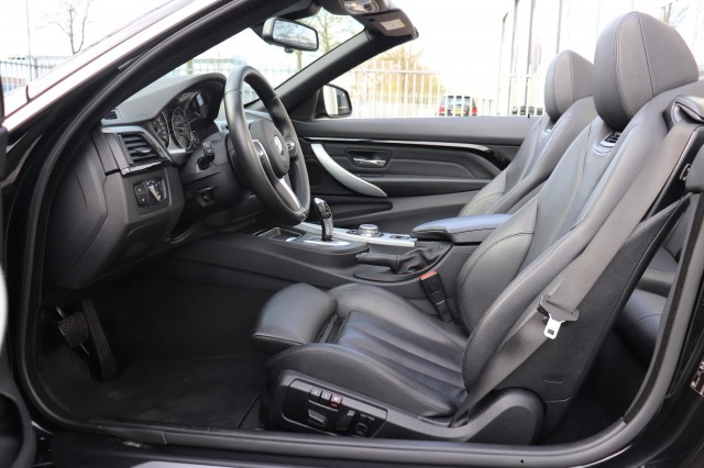 BMW 4-SERIE 435I HIGH EXEC./CAMERA/NEKVERW./HEAD-UP/DEALERONDERH., Carmix, OSS