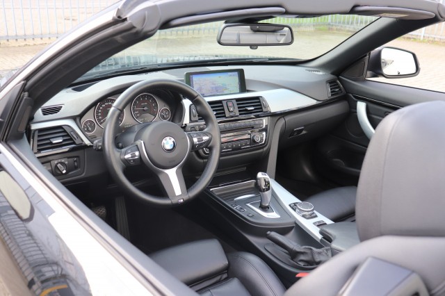 BMW 4-SERIE 435I HIGH EXEC./CAMERA/NEKVERW./HEAD-UP/DEALERONDERH., Carmix, OSS