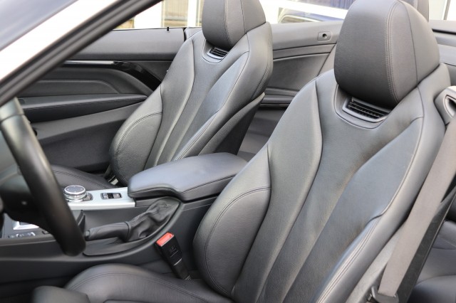 BMW 4-SERIE 435I HIGH EXEC./CAMERA/NEKVERW./HEAD-UP/DEALERONDERH., Carmix, OSS