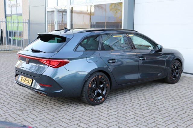 CUPRA LEON 1.4 E-HYB COPPER ED. 245PK/TREKH./LEER/LED/AD.CRUISE/, Carmix, OSS