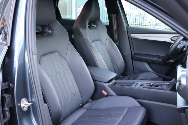 CUPRA LEON 1.4 E-HYB COPPER ED. 245PK/TREKH./LEER/LED/AD.CRUISE/, Carmix, OSS