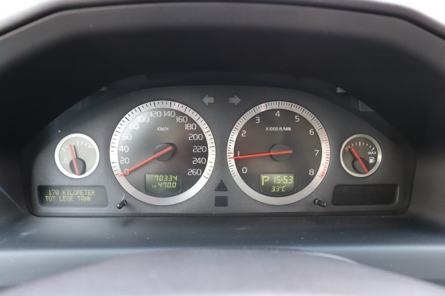 VOLVO S60 2.4 AUT DRIVERS EDITION/1E EIG/ORIG.NL/ORIG.KM'S, Carmix, OSS