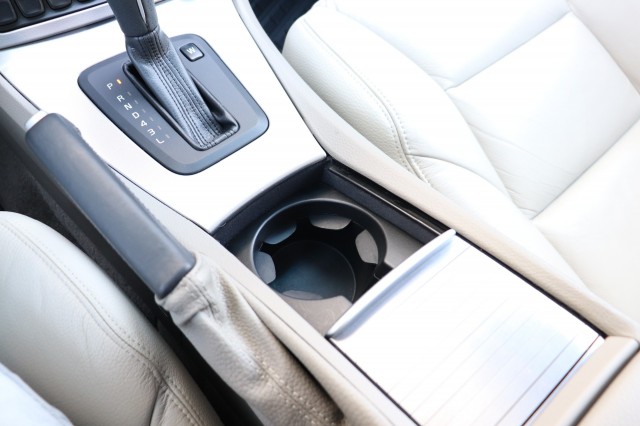 VOLVO S60 2.4 AUT DRIVERS EDITION/1E EIG/ORIG.NL/ORIG.KM'S, Carmix, OSS