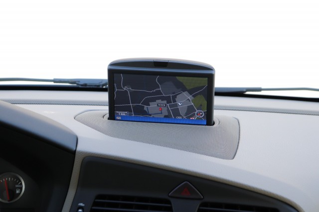 VOLVO S60 2.4 AUT DRIVERS EDITION/1E EIG/ORIG.NL/ORIG.KM'S, Carmix, OSS