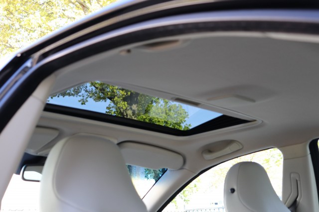 VOLVO S60 2.4 AUT DRIVERS EDITION/1E EIG/ORIG.NL/ORIG.KM'S, Carmix, OSS