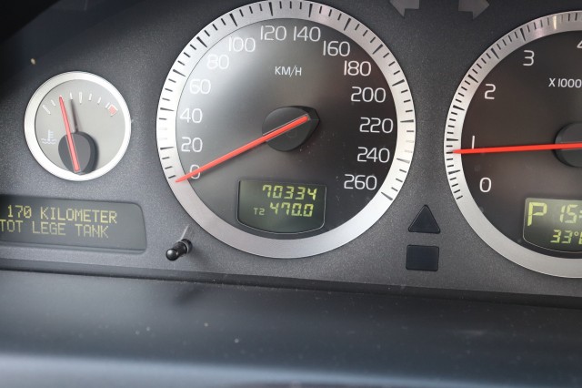 VOLVO S60 2.4 AUT DRIVERS EDITION/1E EIG/ORIG.NL/ORIG.KM'S, Carmix, OSS