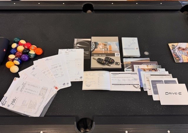 VOLVO S60 2.4 AUT DRIVERS EDITION/1E EIG/ORIG.NL/ORIG.KM'S, Carmix, OSS