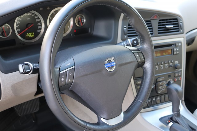 VOLVO S60 2.4 AUT DRIVERS EDITION/1E EIG/ORIG.NL/ORIG.KM'S, Carmix, OSS