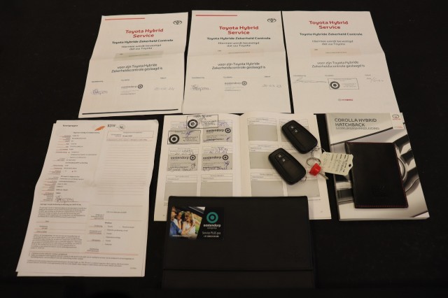 TOYOTA COROLLA Touring Sports 2.0 (152PK) Hybrid AUT Style/PAN.DAK/ORIG.NL/DEAL, Carmix, OSS