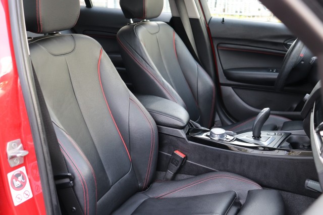 BMW 1-SERIE 118I CENT HIGH EXE/SPORT/ORIG.NL/DEALERONDERH., Carmix, OSS