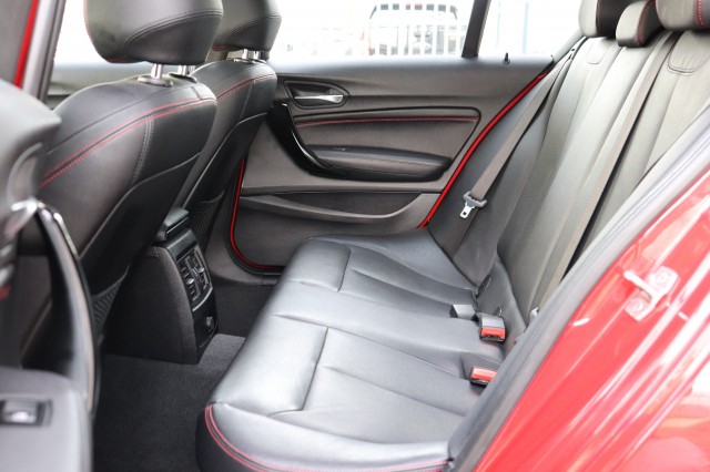 BMW 1-SERIE 118I CENT HIGH EXE/SPORT/ORIG.NL/DEALERONDERH., Carmix, OSS