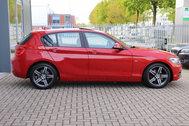 BMW 1-SERIE 118I CENT HIGH EXE/SPORT/ORIG.NL/DEALERONDERH., Carmix, OSS