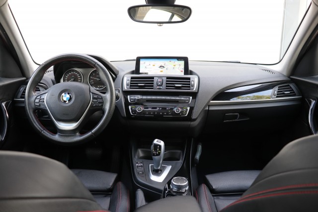 BMW 1-SERIE 118I CENT HIGH EXE/SPORT/ORIG.NL/DEALERONDERH., Carmix, OSS