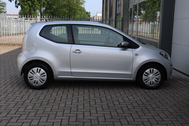 VOLKSWAGEN UP 1.0 MOVE UP! BLUEM./NAVI/AIRCO/EL.RAMEN, Carmix, OSS