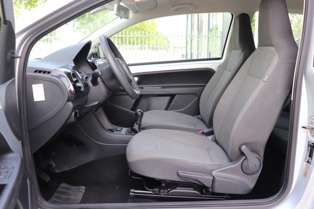 VOLKSWAGEN UP 1.0 MOVE UP! BLUEM./NAVI/AIRCO/EL.RAMEN, Carmix, OSS