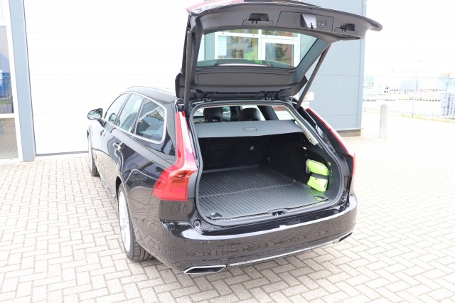 VOLVO V90 2.0 T5 INSCRIPTION AUT/360/MASSAGE/AUTOPILOT/PAN.DAK/STOELVENTIL, Carmix, OSS