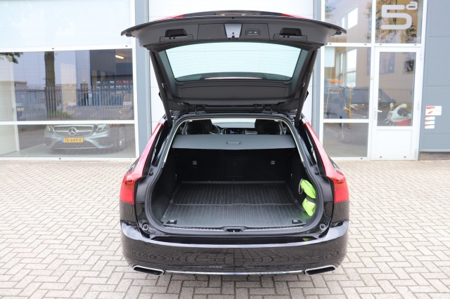 VOLVO V90 2.0 T5 INSCRIPTION AUT/360/MASSAGE/AUTOPILOT/PAN.DAK/STOELVENTIL, Carmix, OSS