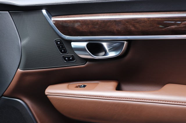 VOLVO V90 2.0 T5 INSCRIPTION AUT/360/MASSAGE/AUTOPILOT/PAN.DAK/STOELVENTIL, Carmix, OSS