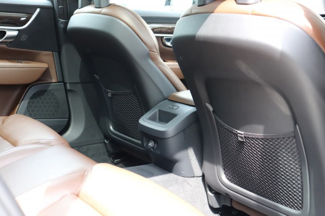 VOLVO V90 2.0 T5 INSCRIPTION AUT/360/MASSAGE/AUTOPILOT/PAN.DAK/STOELVENTIL, Carmix, OSS