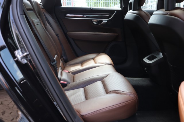 VOLVO V90 2.0 T5 INSCRIPTION AUT/360/MASSAGE/AUTOPILOT/PAN.DAK/STOELVENTIL, Carmix, OSS