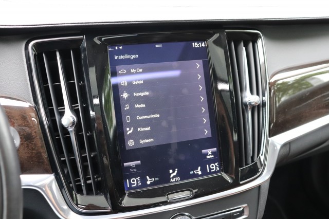 VOLVO V90 2.0 T5 INSCRIPTION AUT/360/MASSAGE/AUTOPILOT/PAN.DAK/STOELVENTIL, Carmix, OSS