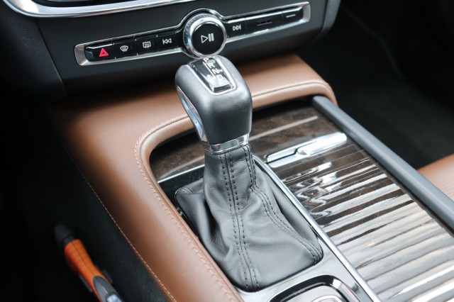 VOLVO V90 2.0 T5 INSCRIPTION AUT/360/MASSAGE/AUTOPILOT/PAN.DAK/STOELVENTIL, Carmix, OSS