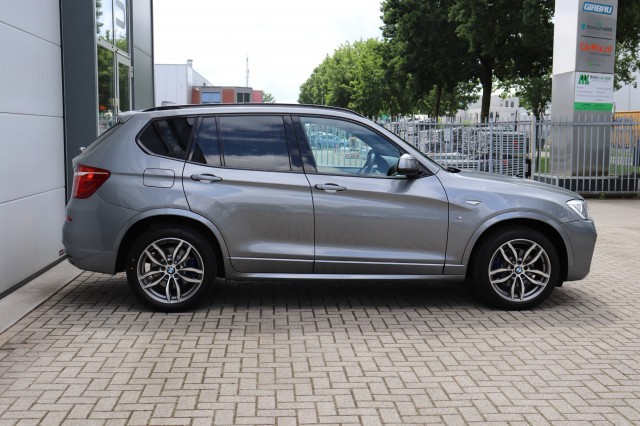 BMW X3 SDRIVE 20I  HIGH EXEC M-SPORT AUT/ORIG.NL, Carmix, OSS
