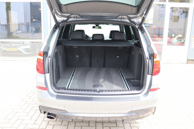 BMW X3 SDRIVE 20I  HIGH EXEC M-SPORT AUT/ORIG.NL, Carmix, OSS