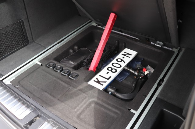 BMW X3 SDRIVE 20I  HIGH EXEC M-SPORT AUT/ORIG.NL, Carmix, OSS