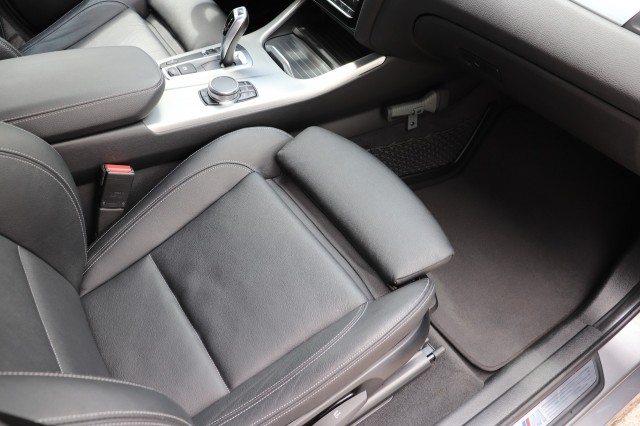 BMW X3 SDRIVE 20I  HIGH EXEC M-SPORT AUT/ORIG.NL, Carmix, OSS