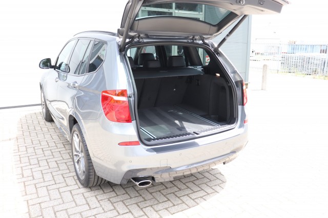 BMW X3 SDRIVE 20I  HIGH EXEC M-SPORT AUT/ORIG.NL, Carmix, OSS