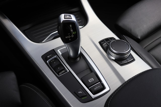 BMW X3 SDRIVE 20I  HIGH EXEC M-SPORT AUT/ORIG.NL, Carmix, OSS