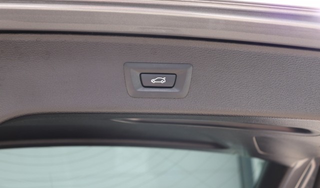 BMW X3 SDRIVE 20I  HIGH EXEC M-SPORT AUT/ORIG.NL, Carmix, OSS