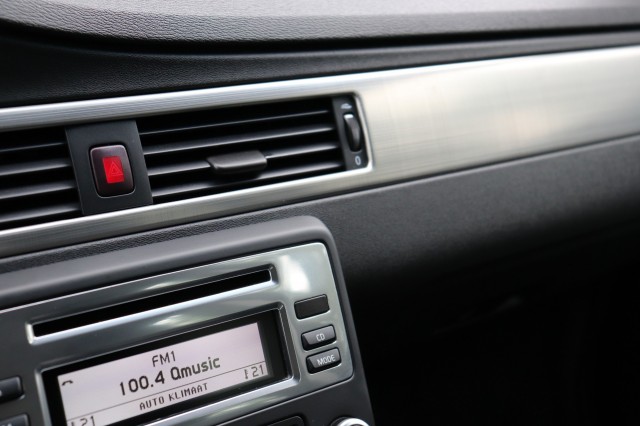 VOLVO V70 2.0 LIMITED EDITION/orig.nl/dealeronderhouden/high.perf.audio, Carmix, OSS