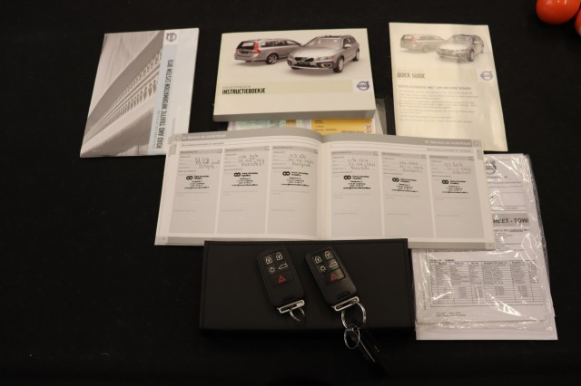 VOLVO V70 2.0 LIMITED EDITION/orig.nl/dealeronderhouden/high.perf.audio, Carmix, OSS