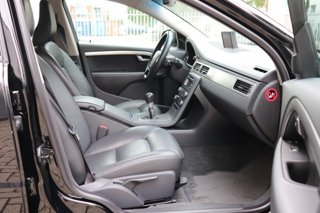 VOLVO V70 2.0 LIMITED EDITION/orig.nl/dealeronderhouden/high.perf.audio, Carmix, OSS