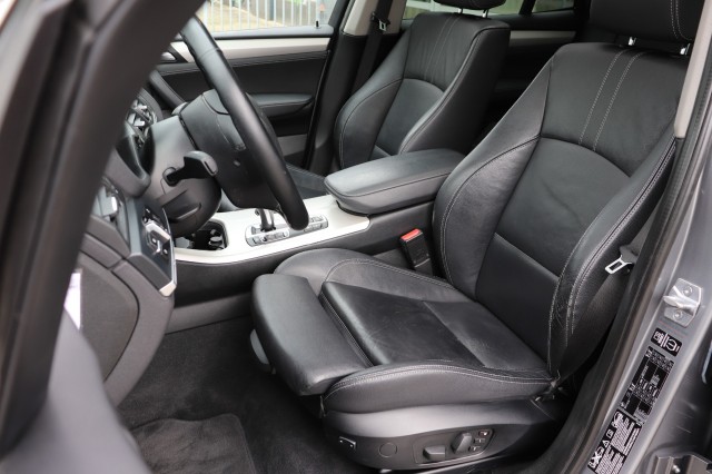 BMW X3 XDRIVE28I (245pk) HIGH EXEC./PAN.DAK/SPORTSTOELEN/LEER/19, Carmix, OSS