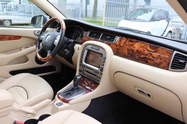 JAGUAR X-TYPE 2.2 D EXECUTIVE AUT/LEER/DAK/GEDOCUMENTEERD/92DKM!, Carmix, OSS