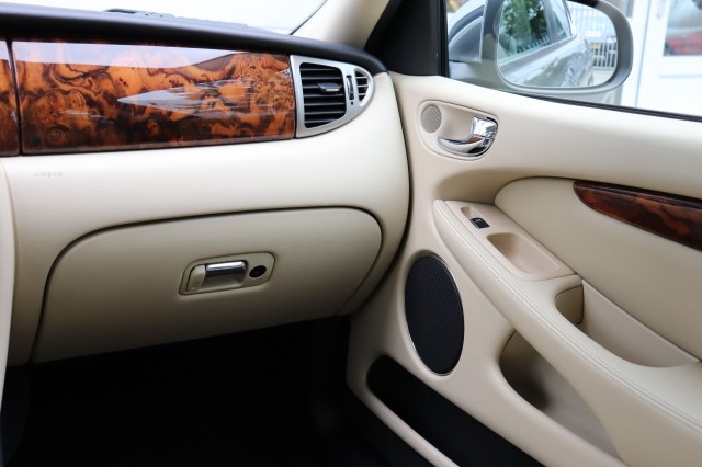 JAGUAR X-TYPE 2.2 D EXECUTIVE AUT/LEER/DAK/GEDOCUMENTEERD/92DKM!, Carmix, OSS