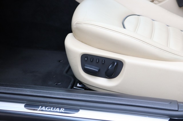 JAGUAR X-TYPE 2.2 D EXECUTIVE AUT/LEER/DAK/GEDOCUMENTEERD/92DKM!, Carmix, OSS