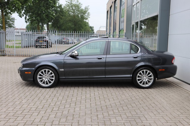 JAGUAR X-TYPE 2.2 D EXECUTIVE AUT/LEER/DAK/GEDOCUMENTEERD/92DKM!, Carmix, OSS