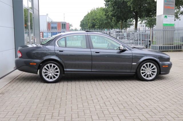JAGUAR X-TYPE 2.2 D EXECUTIVE AUT/LEER/DAK/GEDOCUMENTEERD/92DKM!, Carmix, OSS
