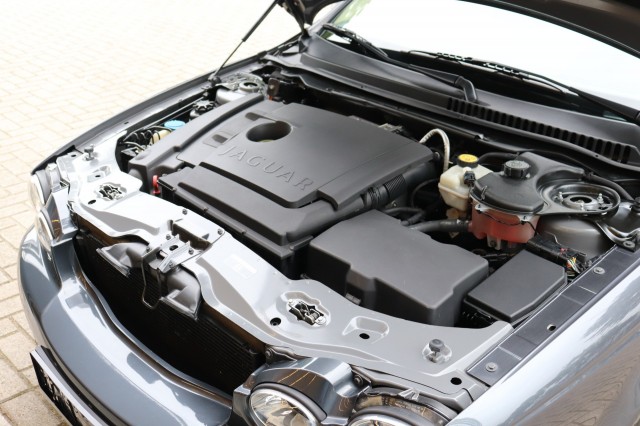 JAGUAR X-TYPE 2.2 D EXECUTIVE AUT/LEER/DAK/GEDOCUMENTEERD/92DKM!, Carmix, OSS